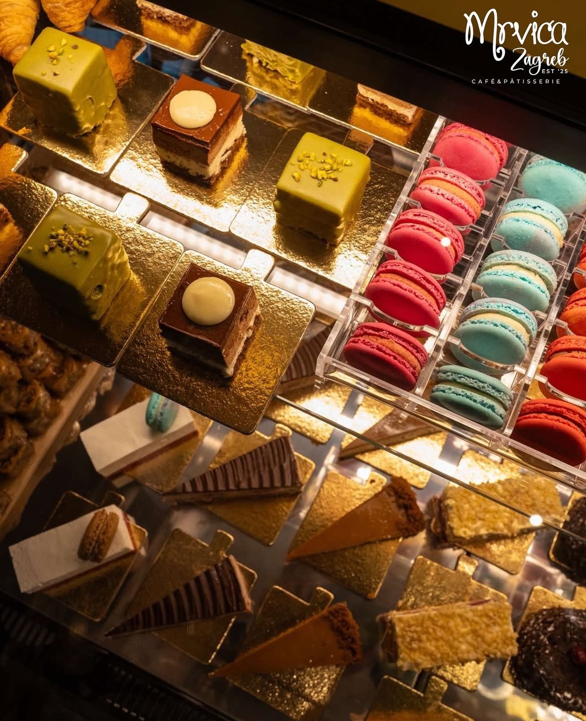 Mrvica Café & Pâtisserie Slatki 3 Crumb